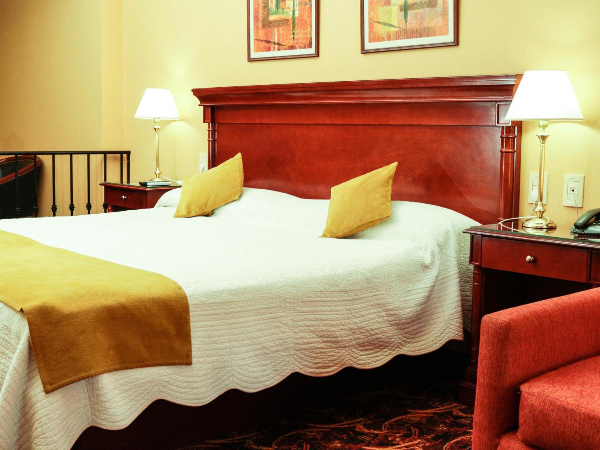 Condado Hotel Casino Santo Tome Екстер'єр фото